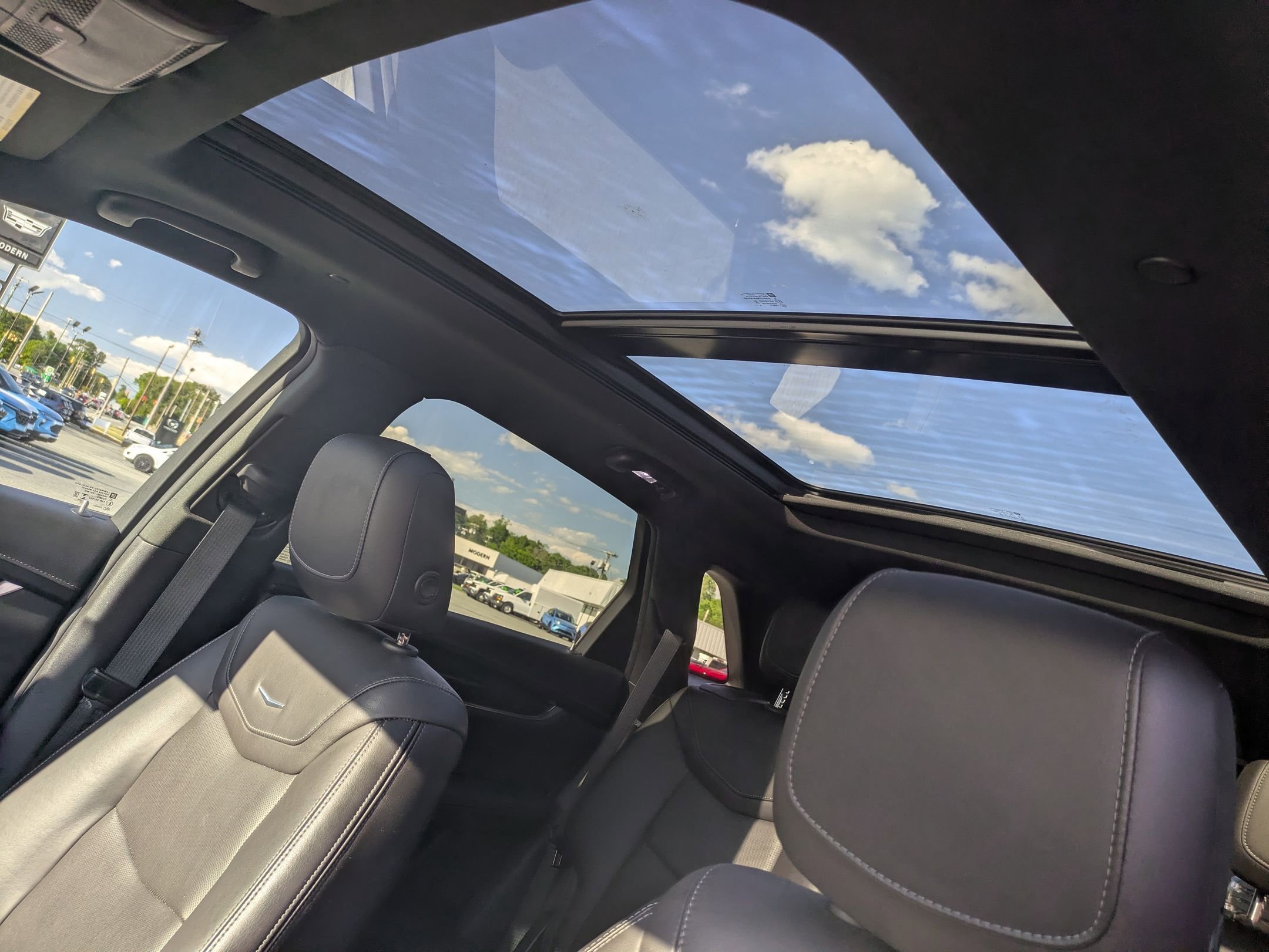 Used 2021 Dark Moon Blue Metallic Cadillac AWD Premium Luxury image 13