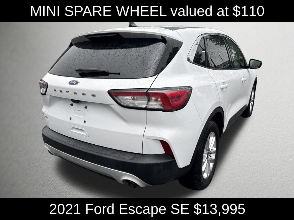 Used 2021 Oxford White Ford SE image 3