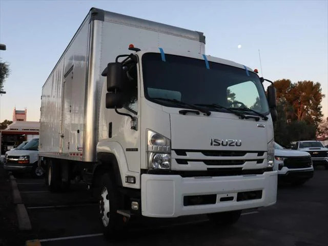 2020 Isuzu FTR's photo