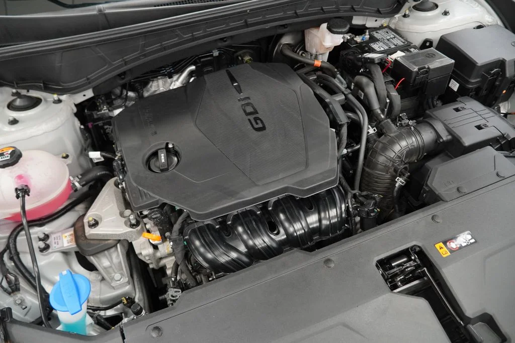 Used 2024 Silver Hyundai SEL image 51