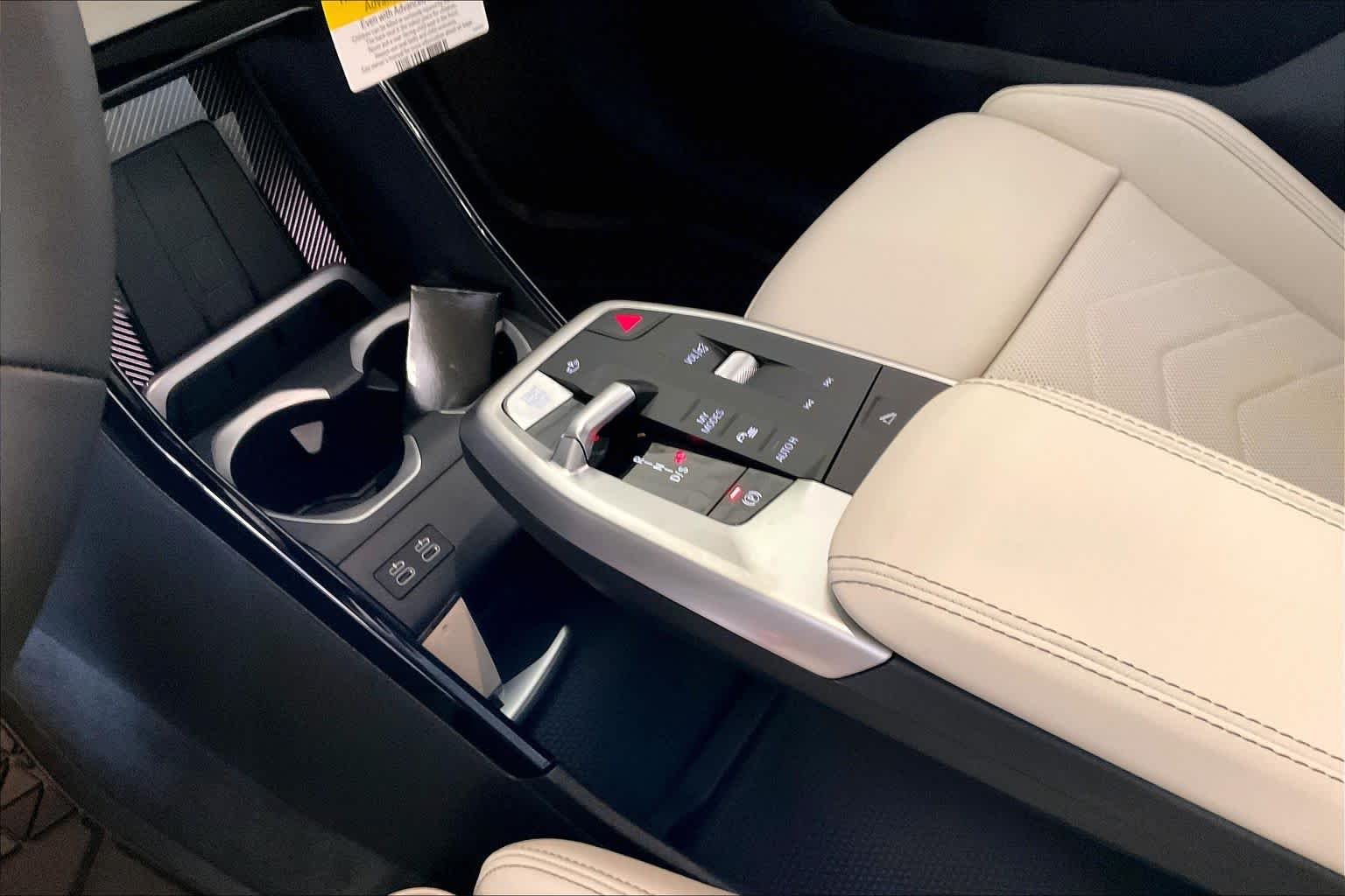 New 2026 Vegas Red Metallic BMW xDrive28i image 7