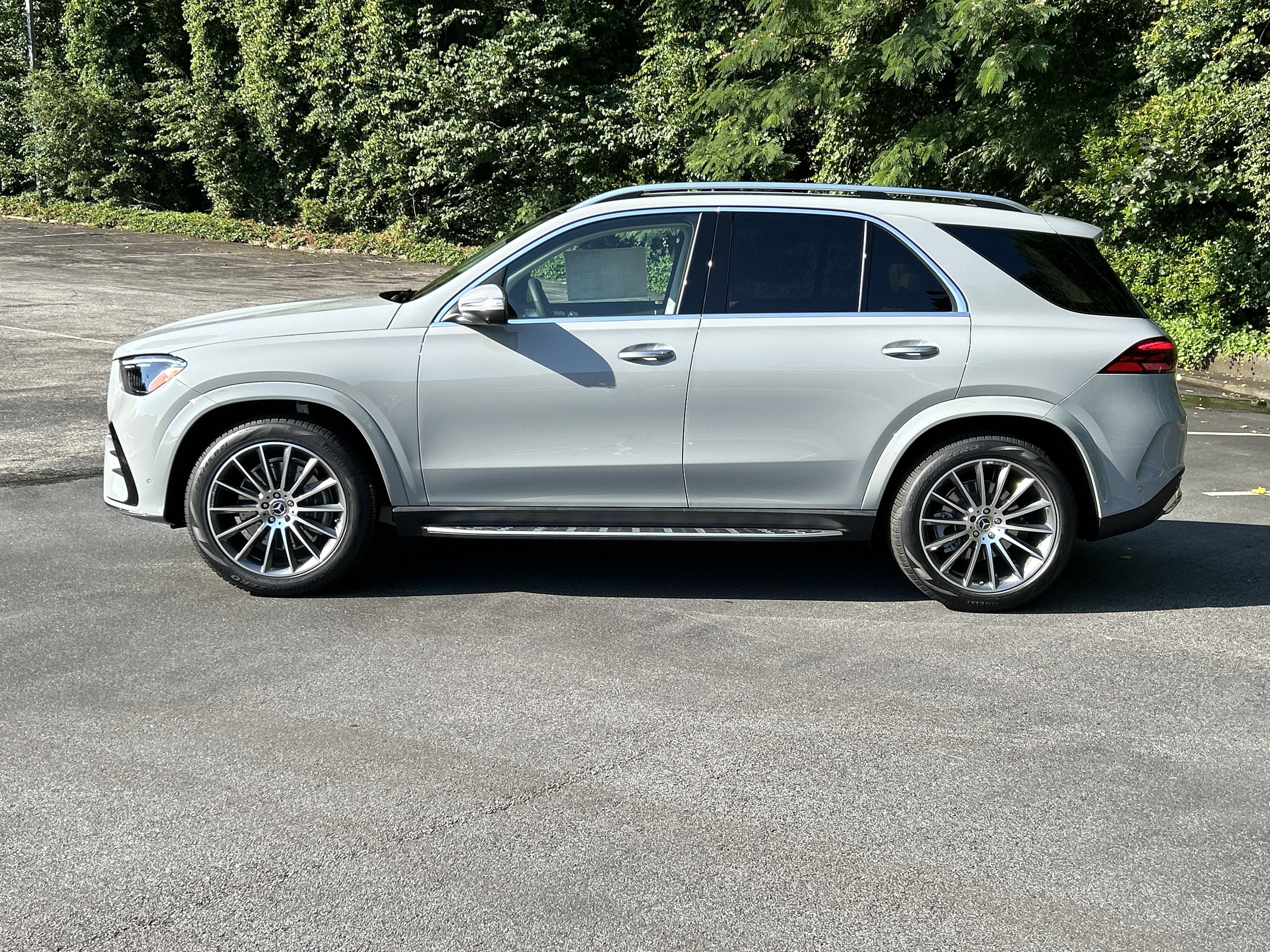 New 2026 MANUFAKTUR Alpine Grey Mercedes-Benz GLE 350 SUV image 12