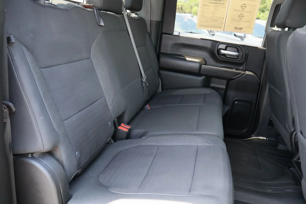Used 2022 White Chevrolet LT image 26