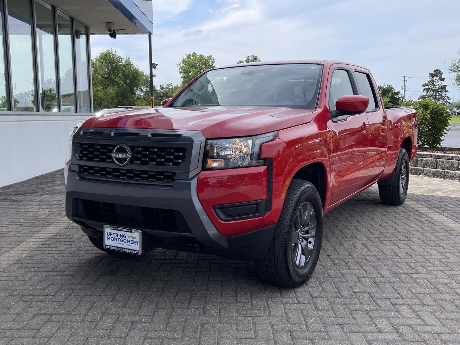 2025 Nissan Frontier SV Crew Cab 4X4 LWB's photo