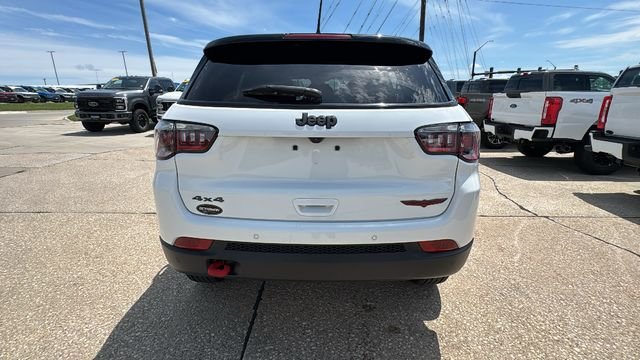 Certified Used 2025 White Jeep Trailhawk image 14