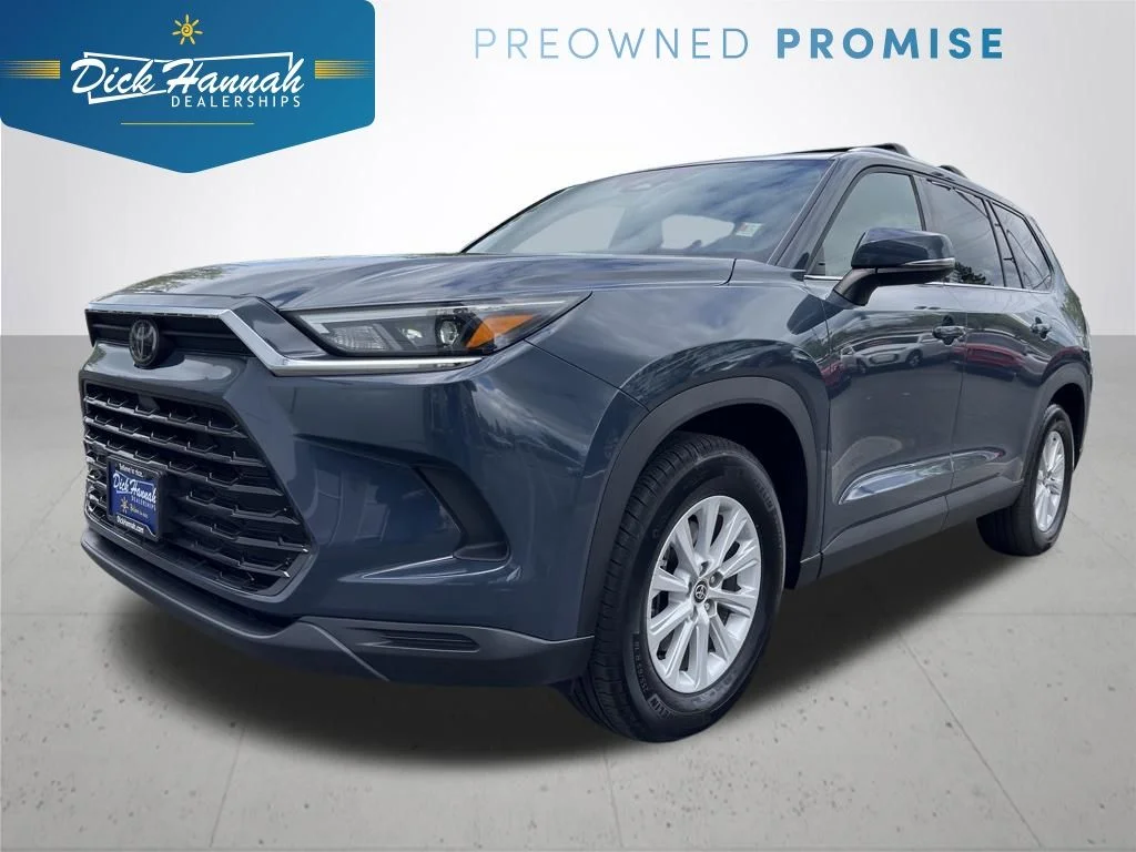 Used 2024 White Toyota XLE image 1