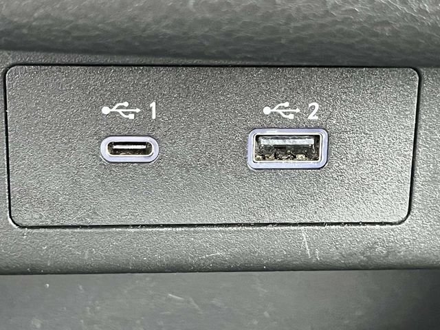 Used 2023 White Nissan S image 16