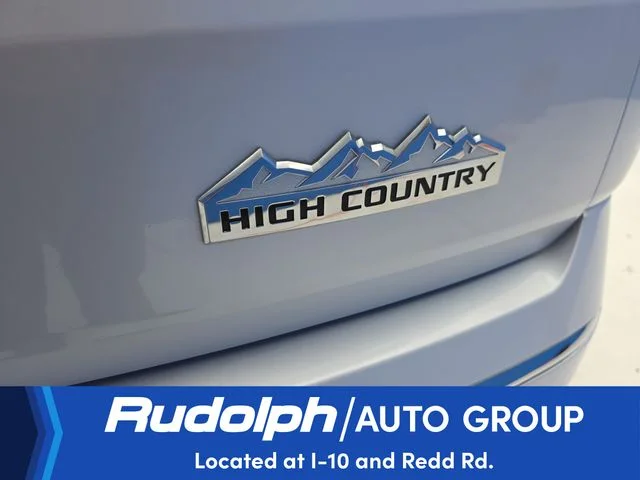 Used 2020 Pearl Chevrolet High Country image 9
