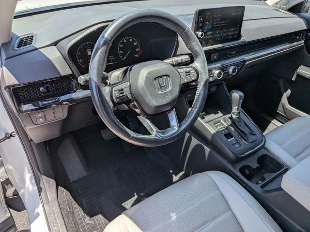 Used 2024 White Honda EX-L image 3
