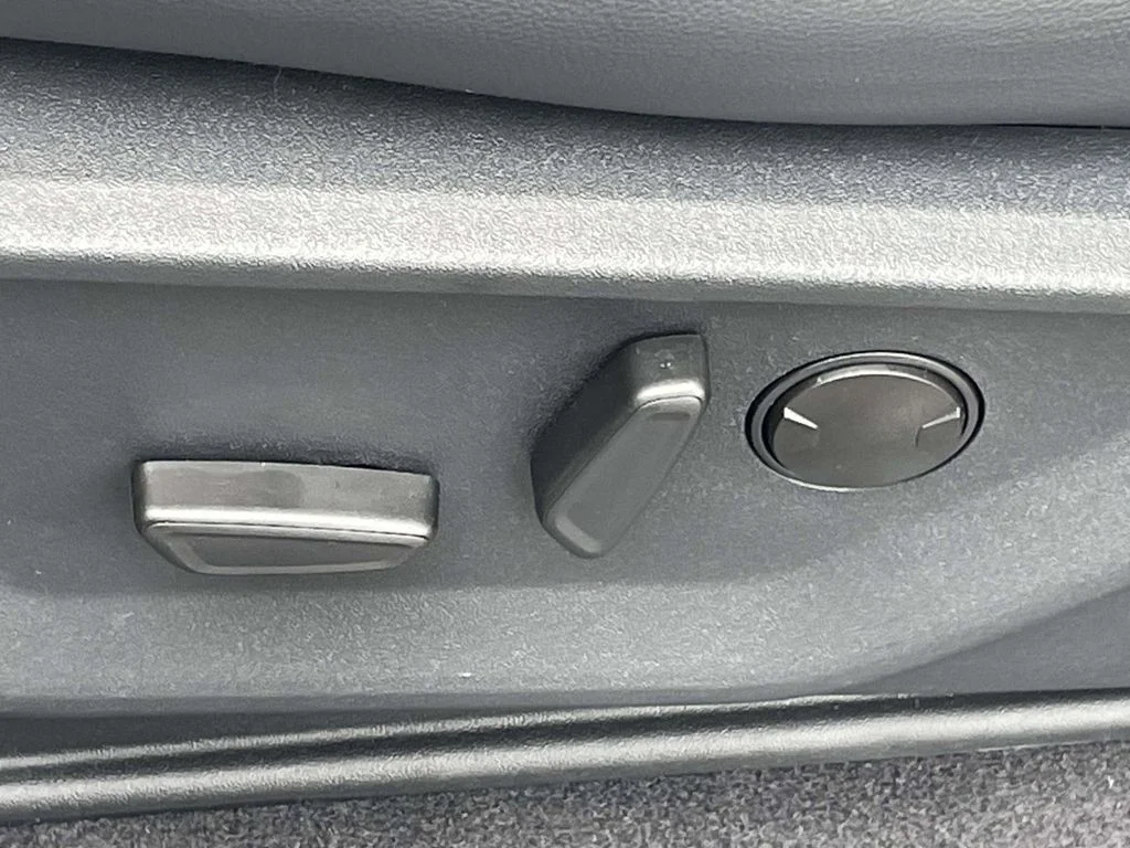 New 2026 Gray Ford Lariat image 14