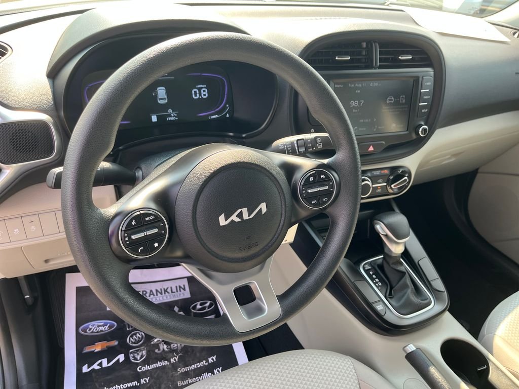 Used 2025 White Kia LX image 16