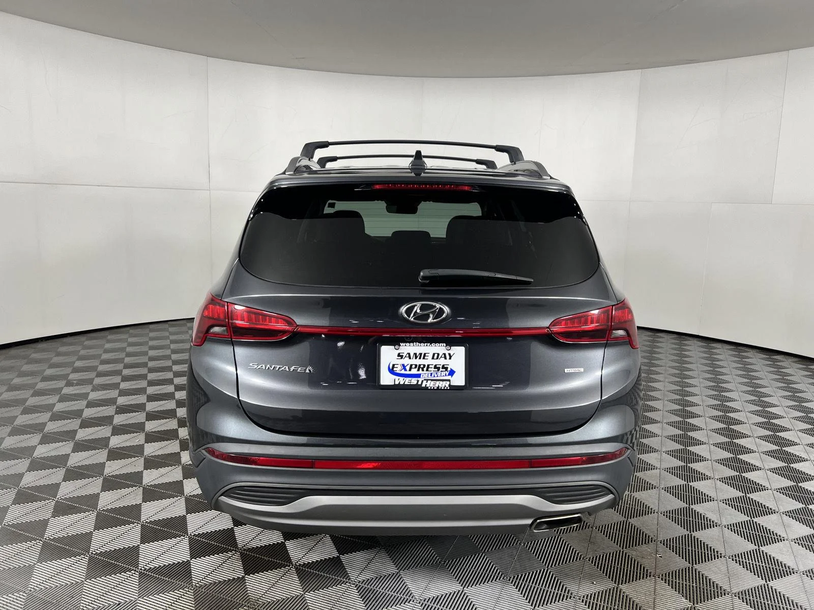 Used 2023  Hyundai SEL image 5