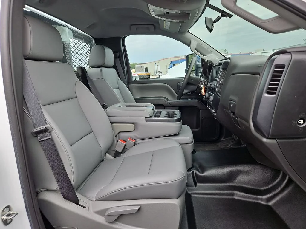 New 2024 Summit White Chevrolet Work Truck image 19