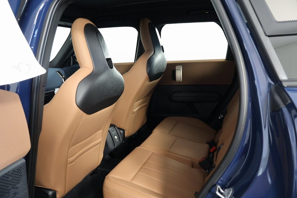 New 2027 Blue MINI Signature Plus image 6
