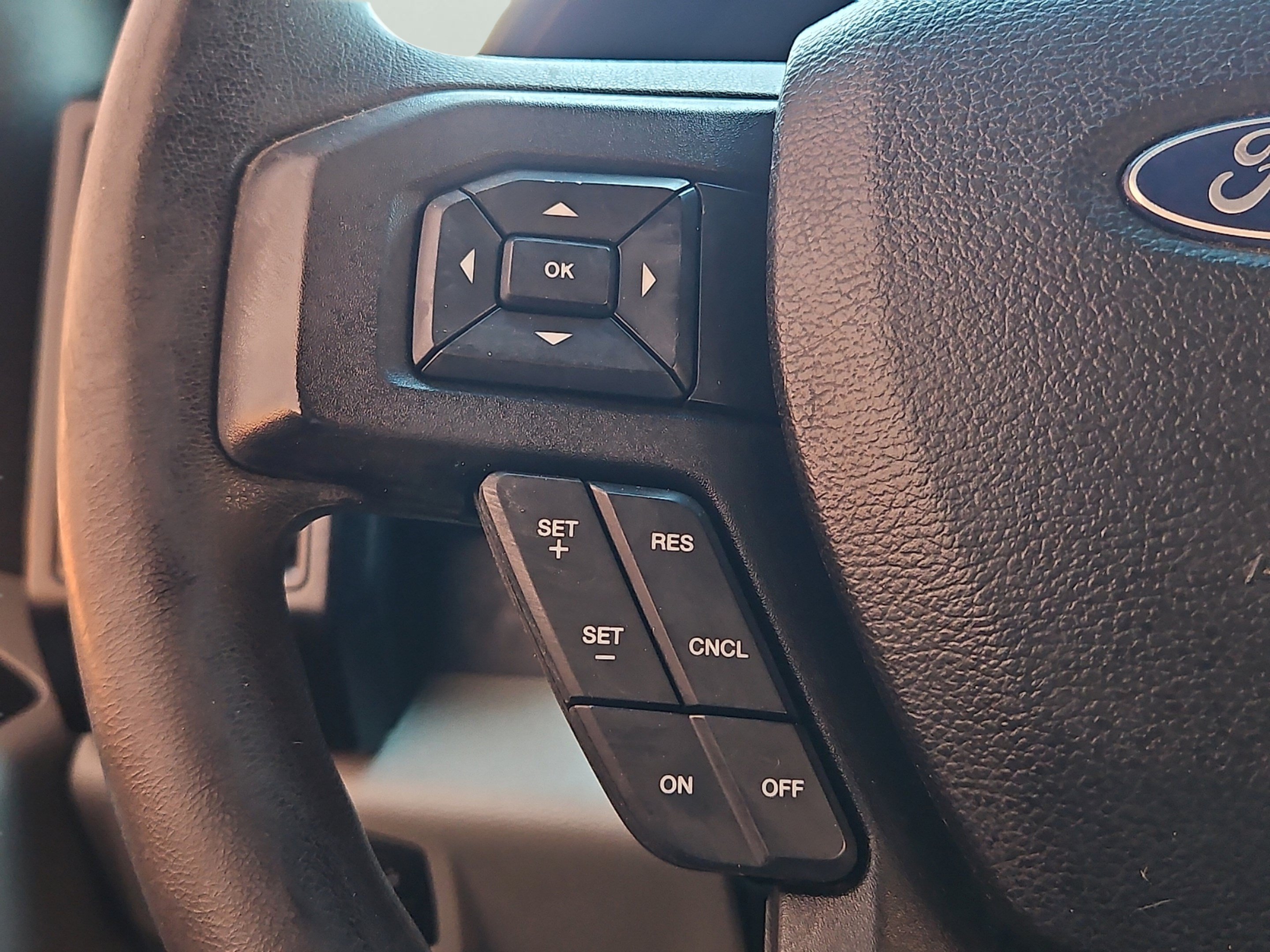Used 2016 Shadow Black Ford XL image 15