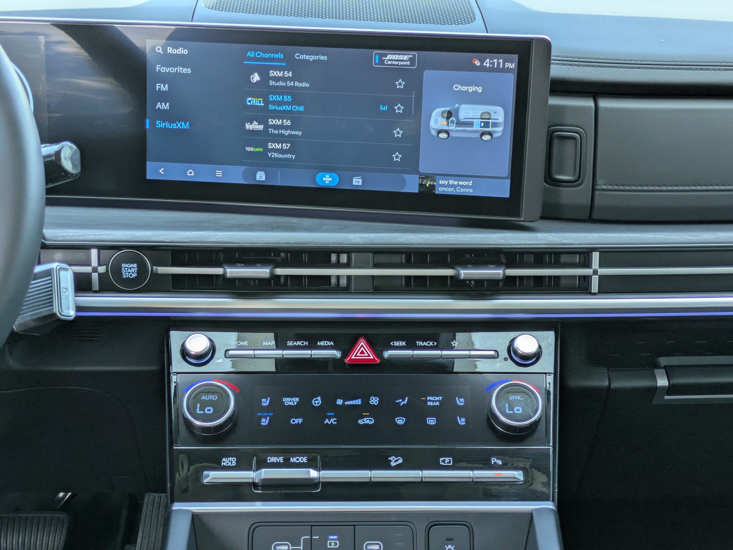 2024 Hyundai Santa Fe Limited HEV - Photo 17