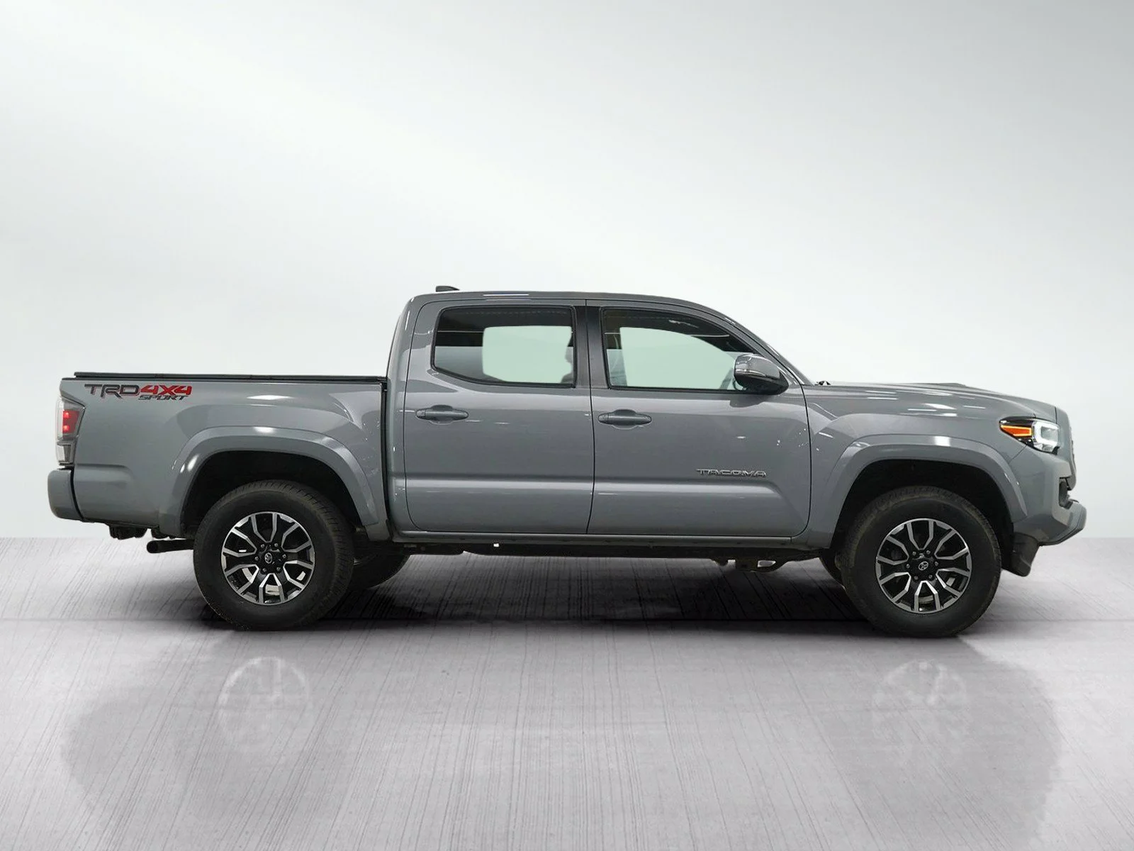 Used 2021 Gray Toyota SR image 6