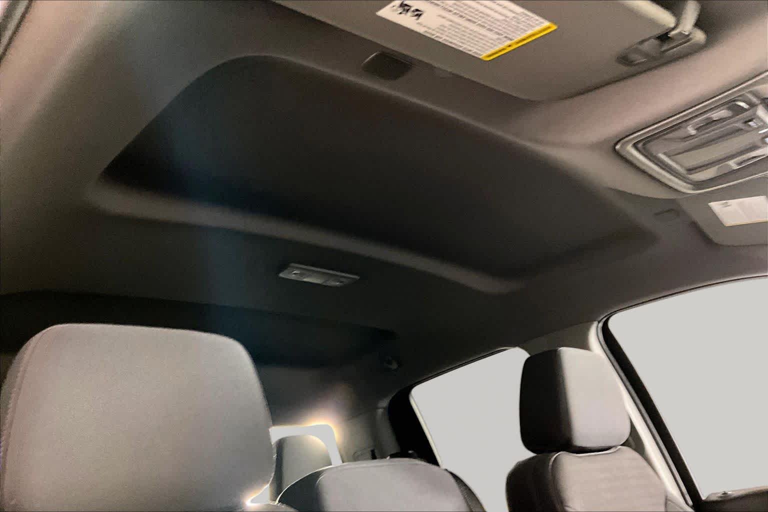 Used 2024 Slate Gray Metallic Chevrolet Custom image 13