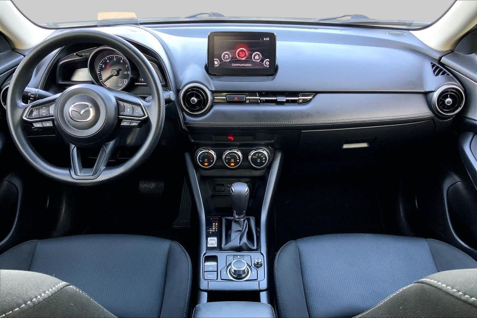 Used 2020 Snowflake White Pearl Mica Mazda Sport image 16