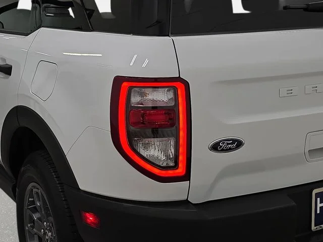 Used 2024 Oxford White Ford Big Bend image 33