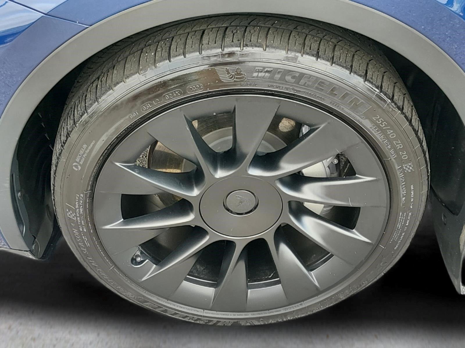 Used 2021  Tesla Long Range image 11