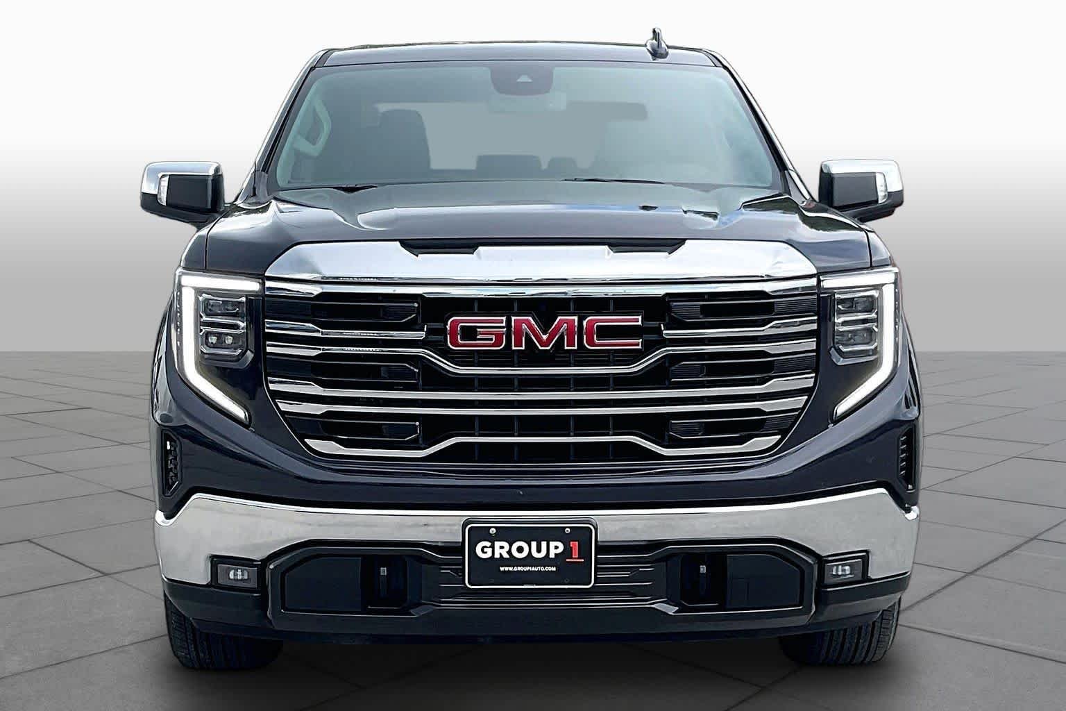 Used 2026 Titanium Rush Metallic GMC SLT image 4