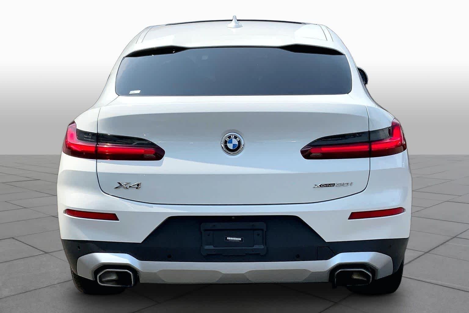Used 2022 Alpine White BMW xDrive30i image 5