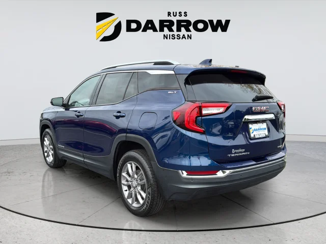 Used 2022 Blue GMC SLT image 3