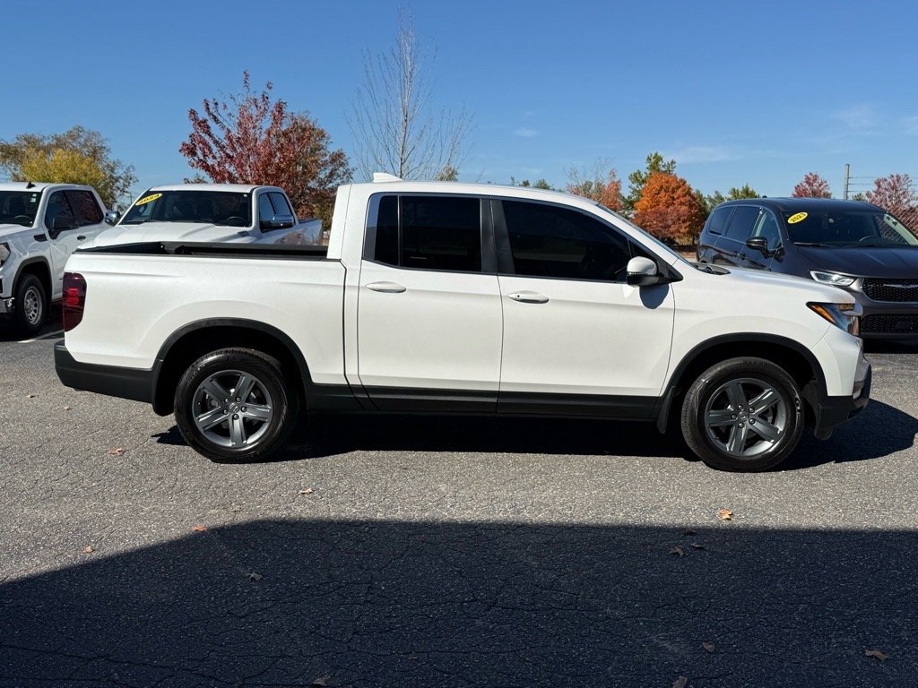 2023 Honda Ridgeline RTL photo 2