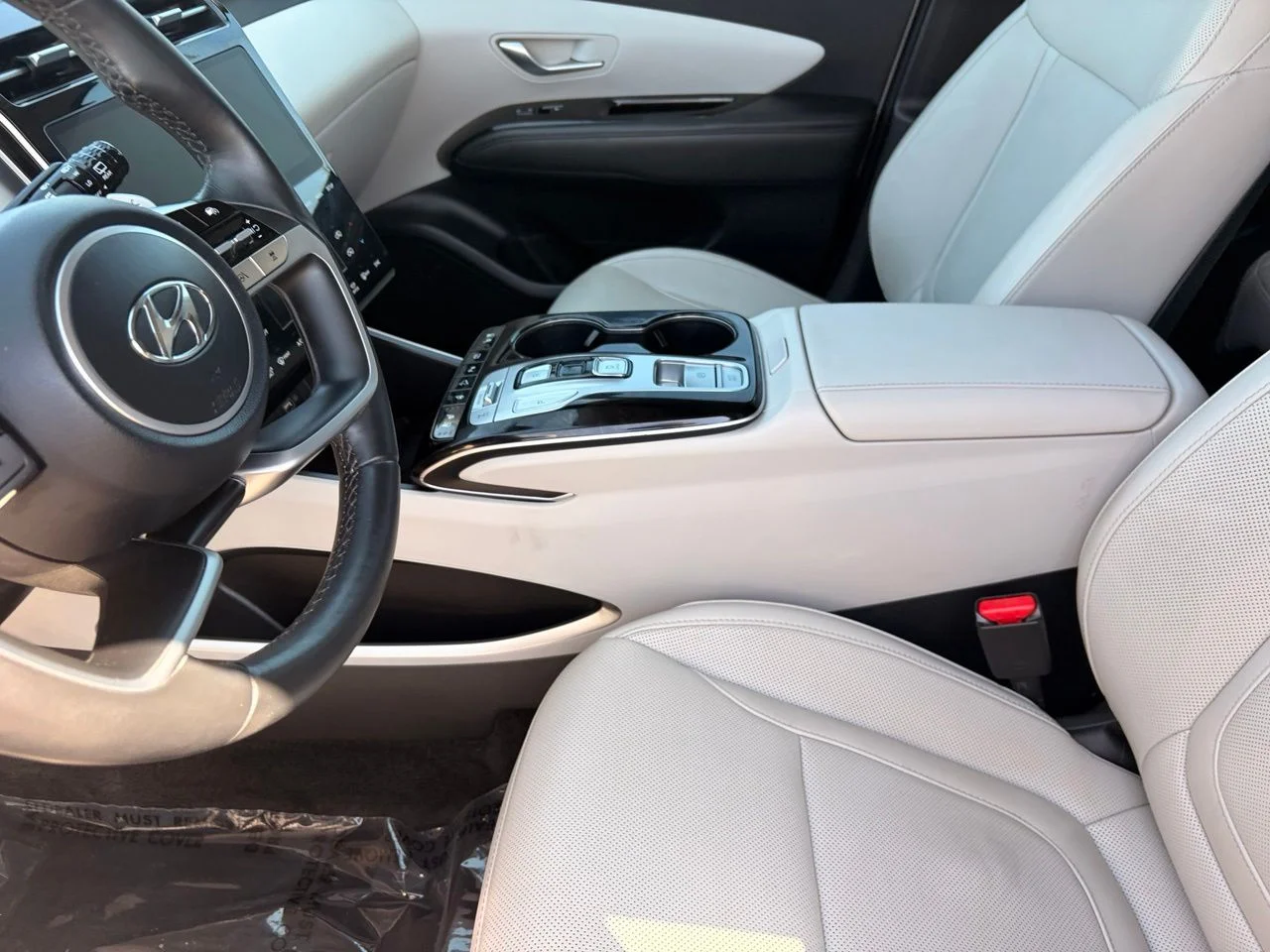 Used 2022 Quartz White Hyundai Limited image 14
