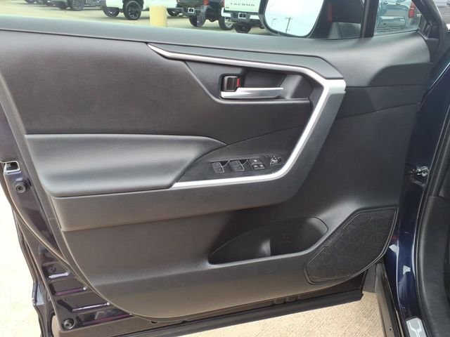Used 2024  Toyota XLE image 25