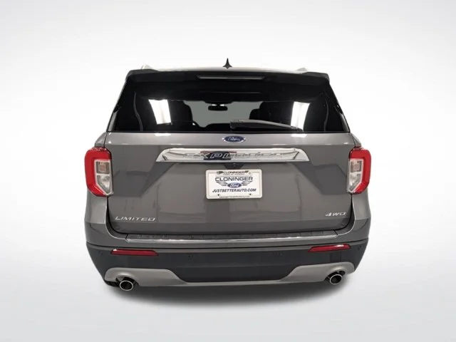 Used 2023 Gray Ford Limited image 7