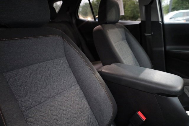 Used 2022 Silver Ice Metallic Chevrolet LT image 40