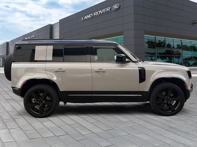 Certified Used 2026 Gray Land Rover X-Dynamic SE image 6