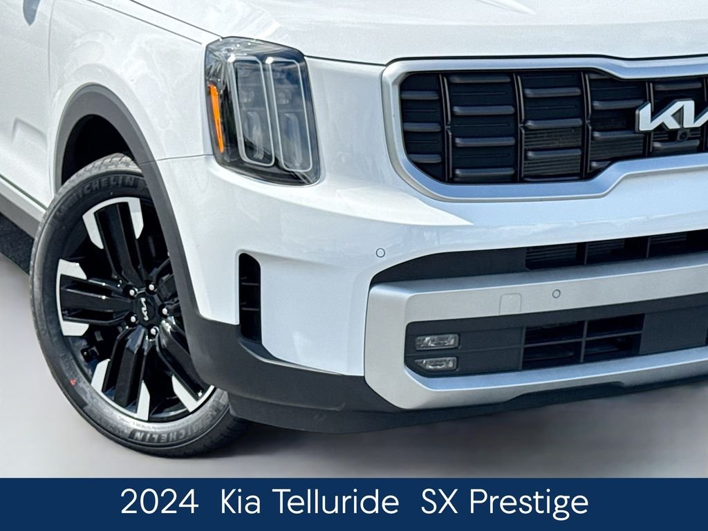 Used 2024 White Kia SX-Prestige image 11