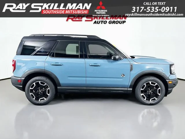 Used 2021 Blue Ford Outer Banks image 8