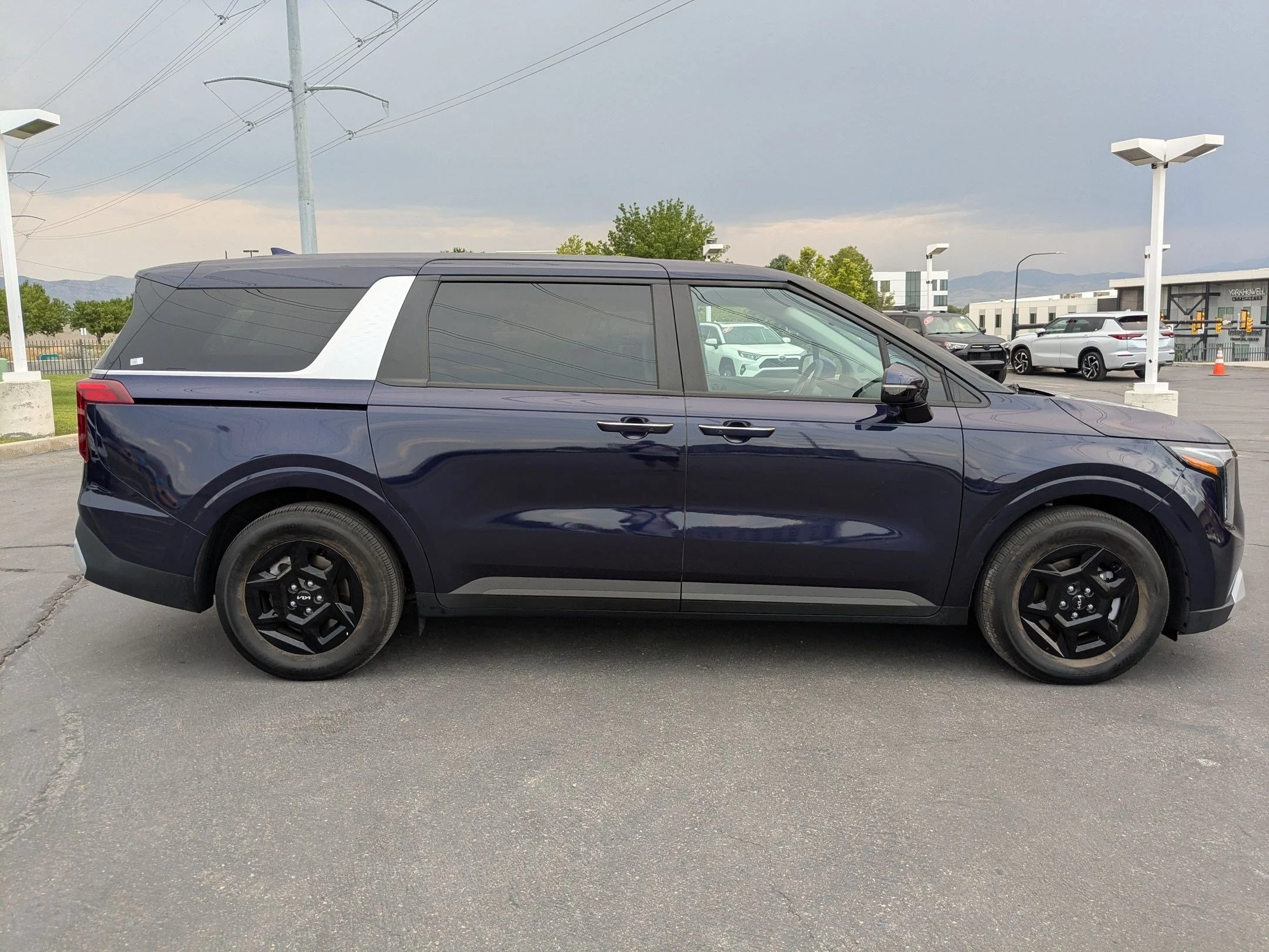 Used 2025 Deep Chroma Blue Kia LX image 6
