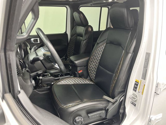 Used 2022 Bright White Clearcoat Jeep High Altitude image 11