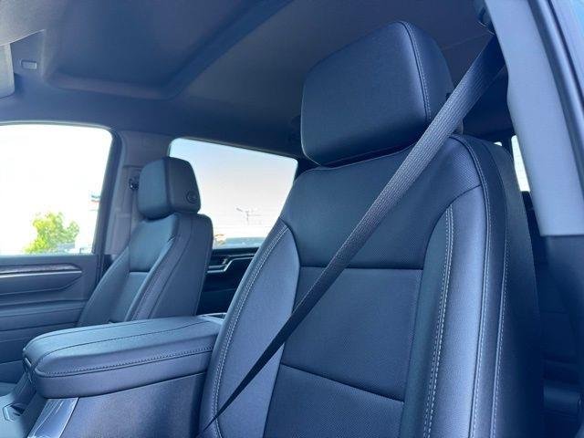 2025 Chevrolet Silverado 3500 HD LTZ - Photo 12