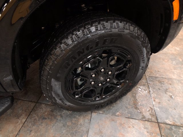 New 2026 Shadow Black Ford XLT image 9
