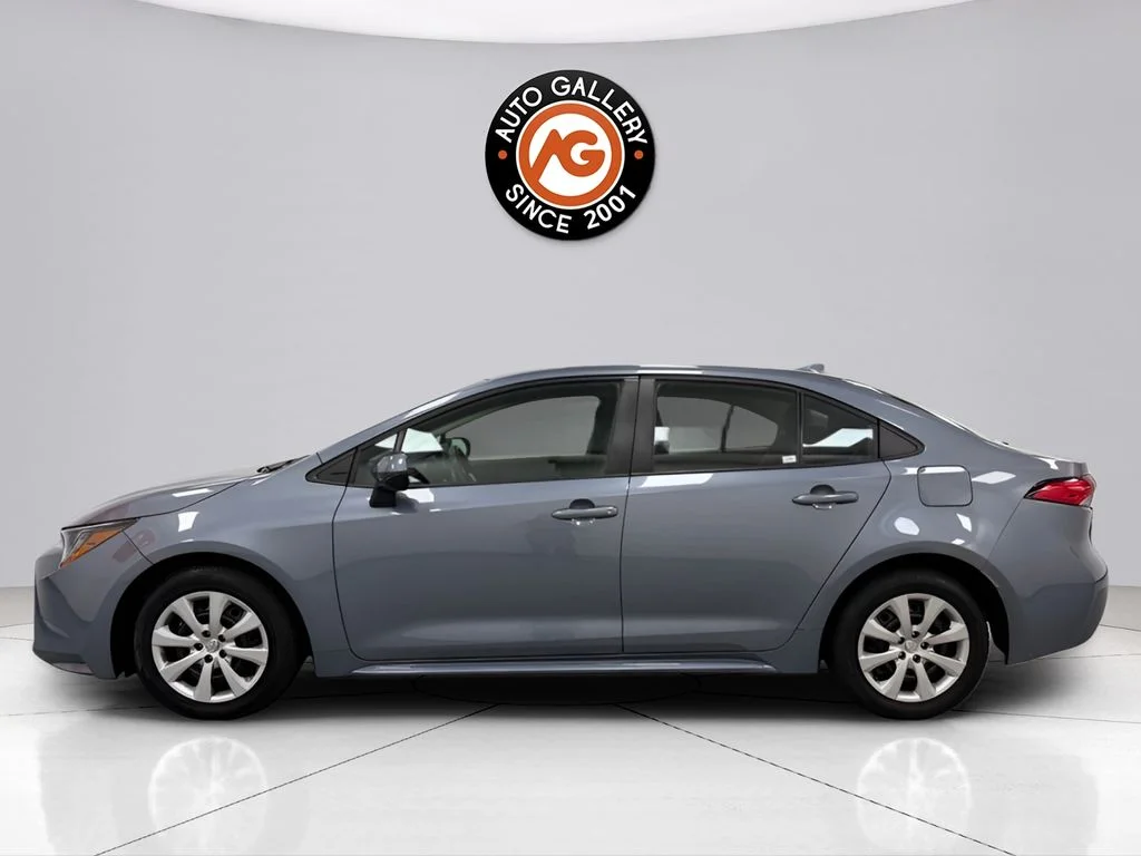 Used 2024  Toyota LE image 4