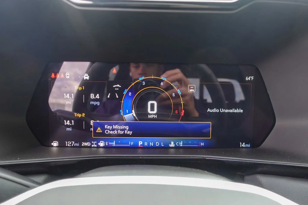 2025 Chevrolet Colorado LT - Photo 18