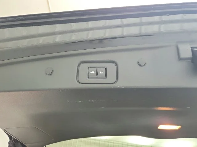 Used 2025 Black Nissan SL image 43