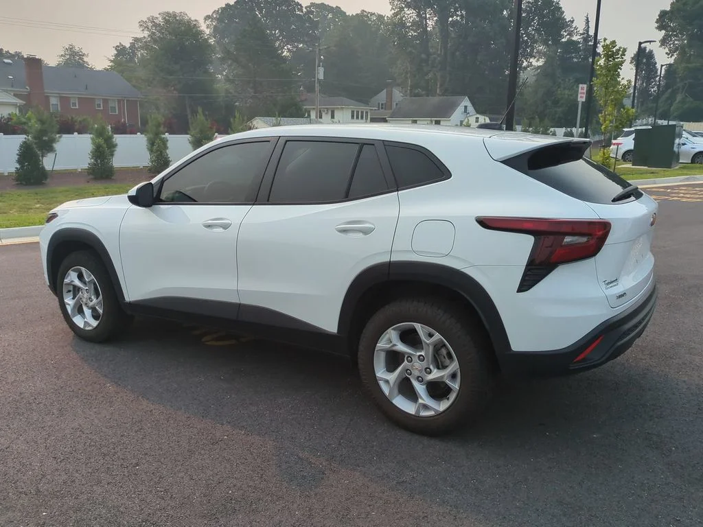 Used 2024 White Chevrolet LS image 6