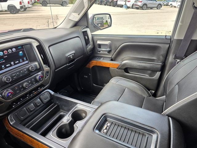 Used 2017 Siren Red Tintcoat Chevrolet High Country image 34