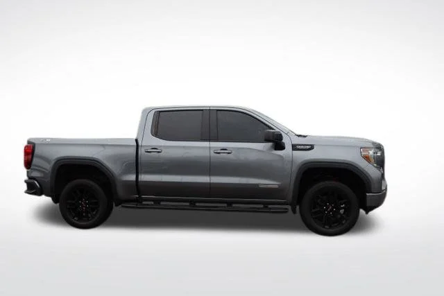 Used 2020 Gray GMC Elevation image 18