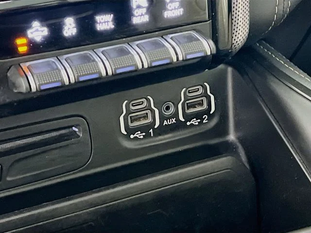 Used 2019 White Ram Limited image 21
