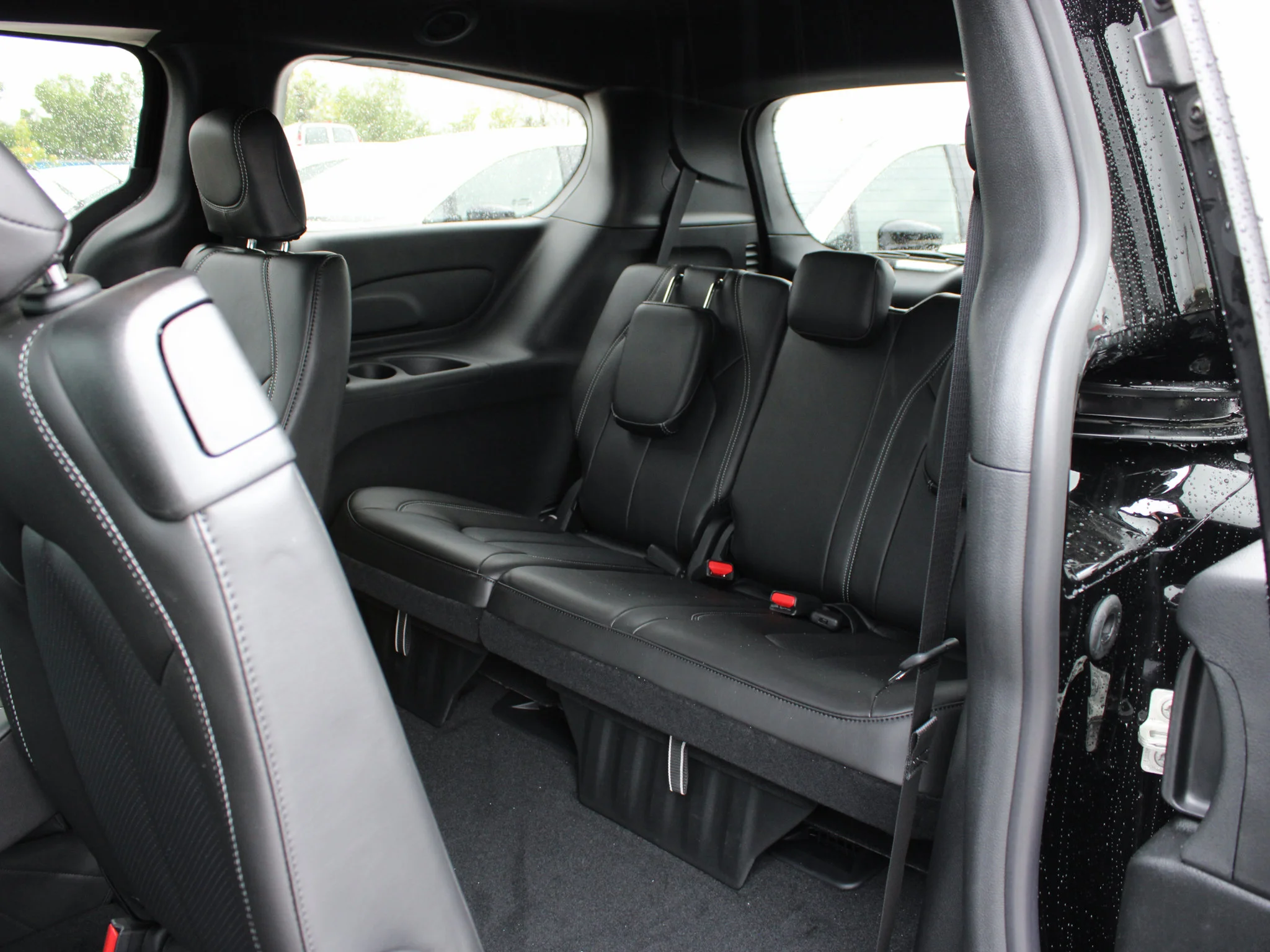 Used 2025 Black Chrysler SXT*, Heated Leather, Remote Start, Apple CarPlay image 10