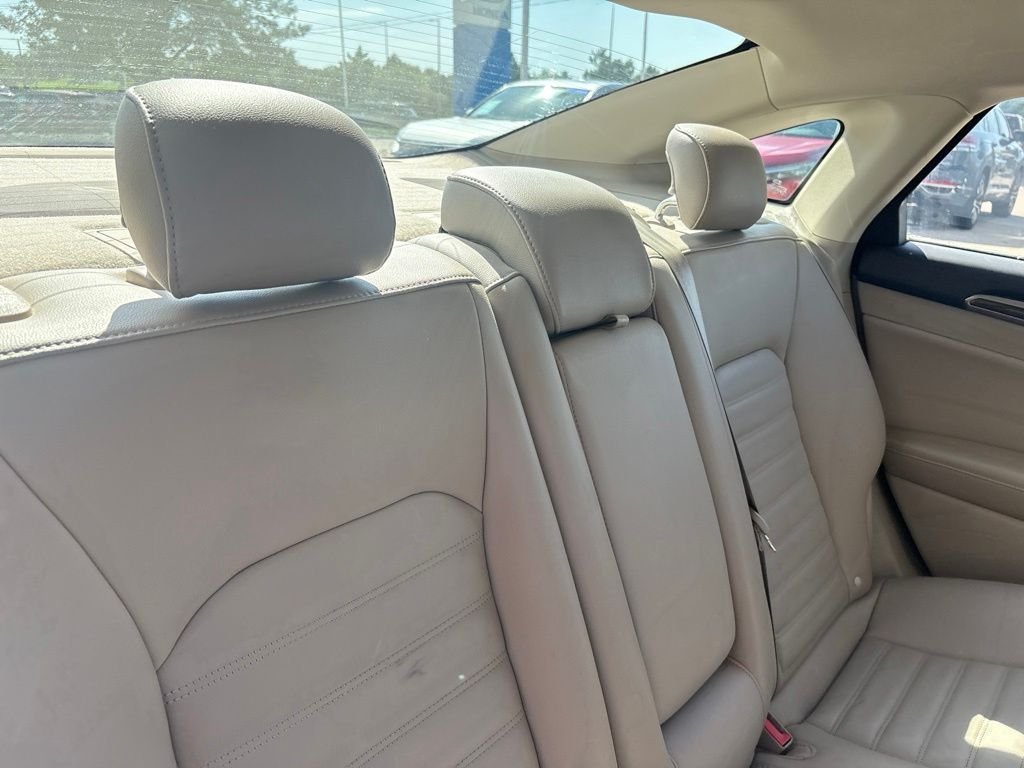Used 2017 Ruby Red Metallic Ford SE image 31