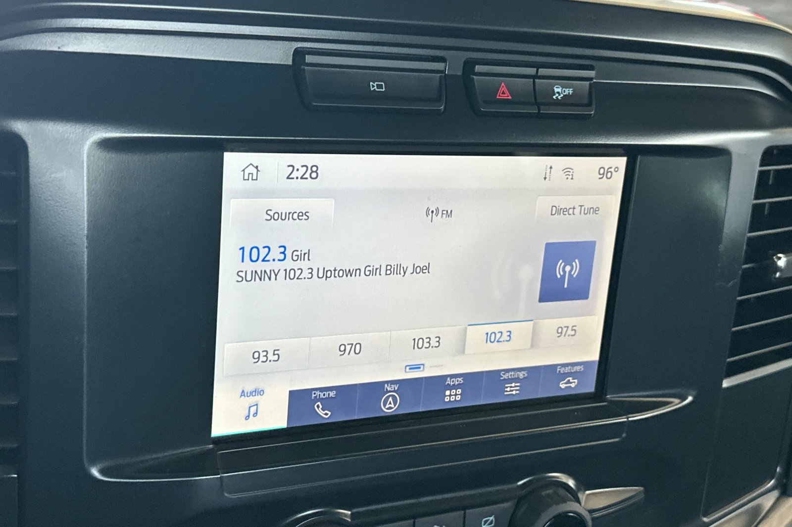Used 2022 Blue Ford  image 17